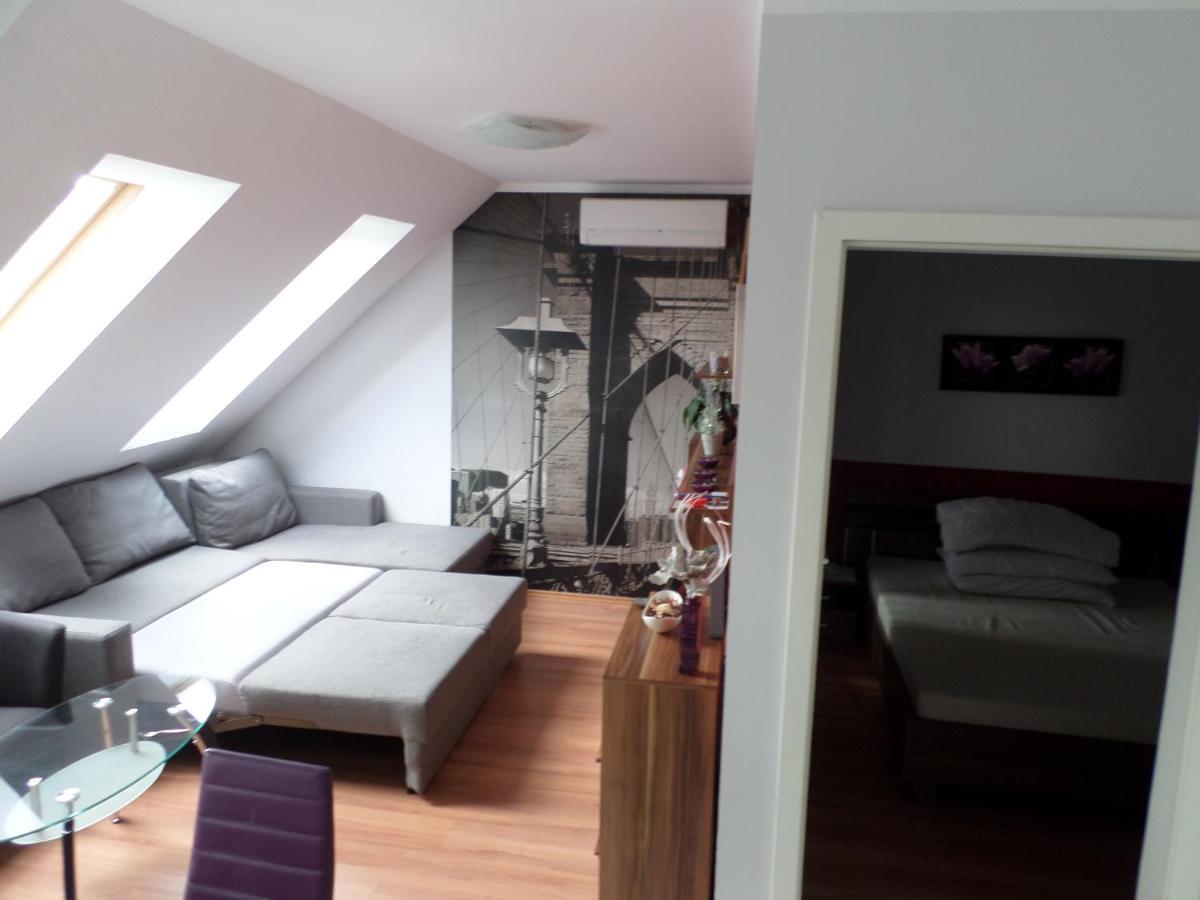 Cecilia Apartman Appartement Sárvár Buitenkant foto
