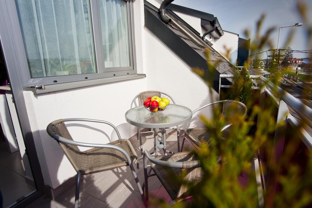 Cecilia Apartman Appartement Sárvár Kamer foto